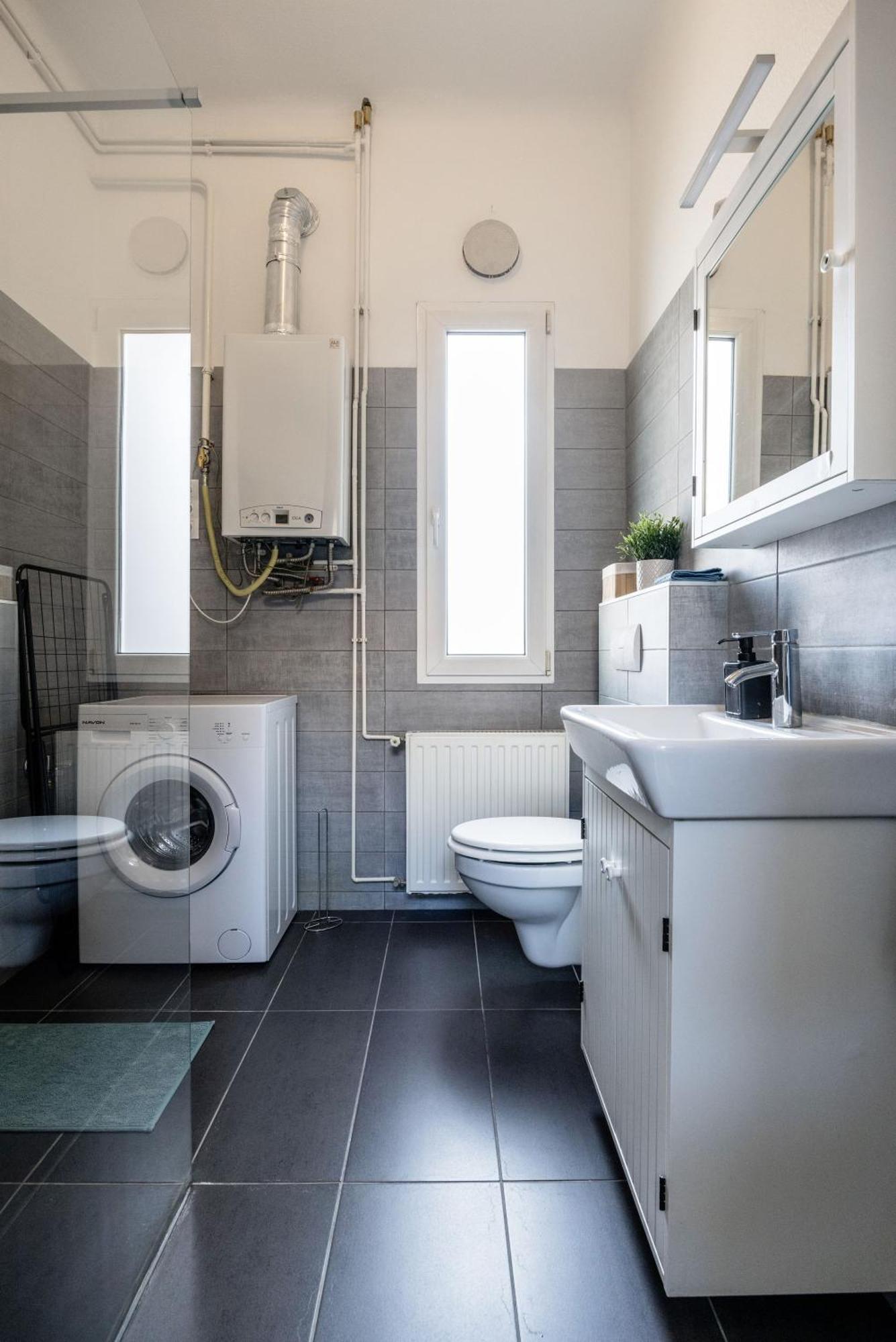 Stylish And Colourful Apartment In The City Centre Budapeşte Dış mekan fotoğraf