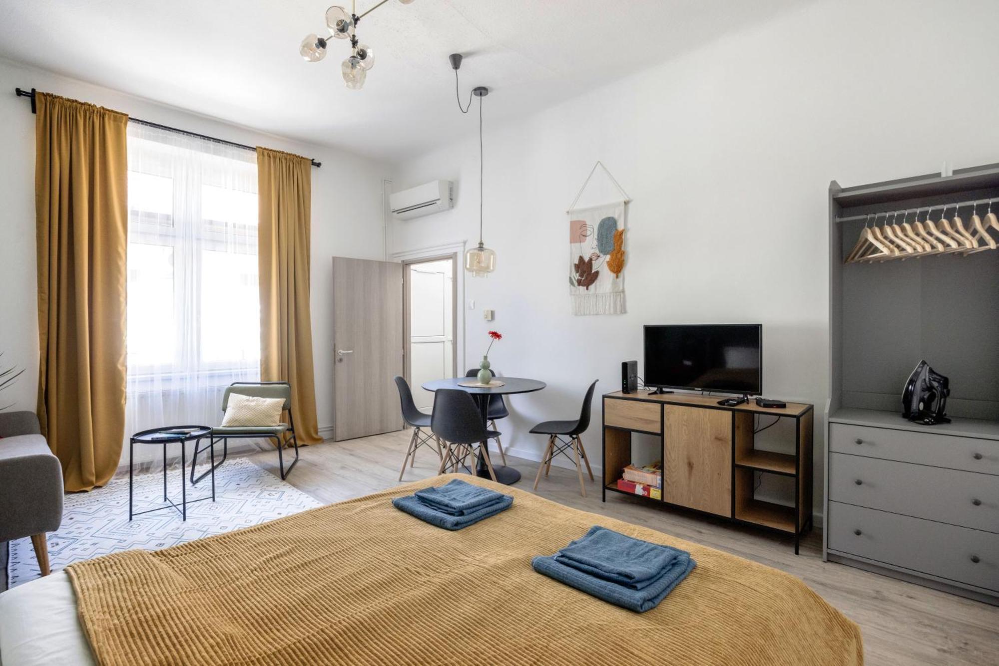 Stylish And Colourful Apartment In The City Centre Budapeşte Dış mekan fotoğraf