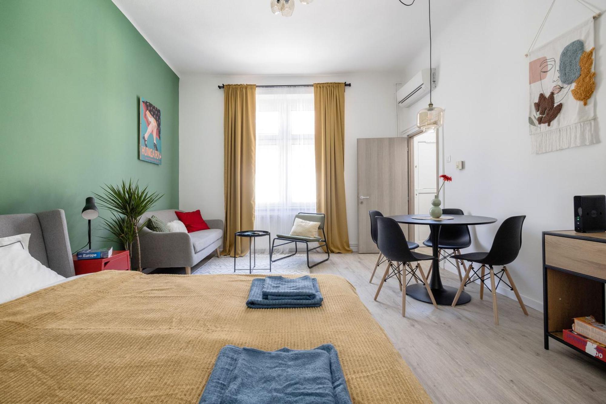 Stylish And Colourful Apartment In The City Centre Budapeşte Dış mekan fotoğraf